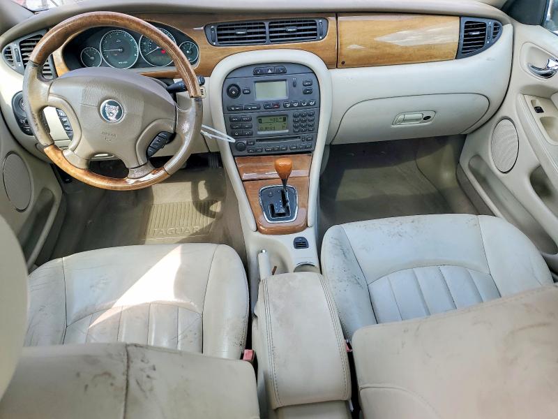 2003 Jaguar X-type მანქანა იყიდება აუქციონზე, vin: SAJEA51C43WD41383, აუქციონის ნომერი: 65994906