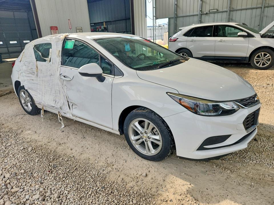 Aukcja sprzedaży 2018 Chevrolet Cruze, vin: 3G1BE6SMXJS608835, numer aukcji: 64900356