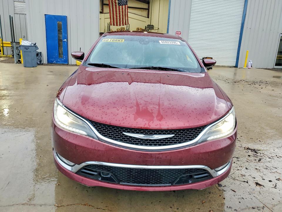 65923396 :رقم المزاد ، 1C3CCCCG8FN589586 vin ، 2015 Chrysler 200 مزاد بيع