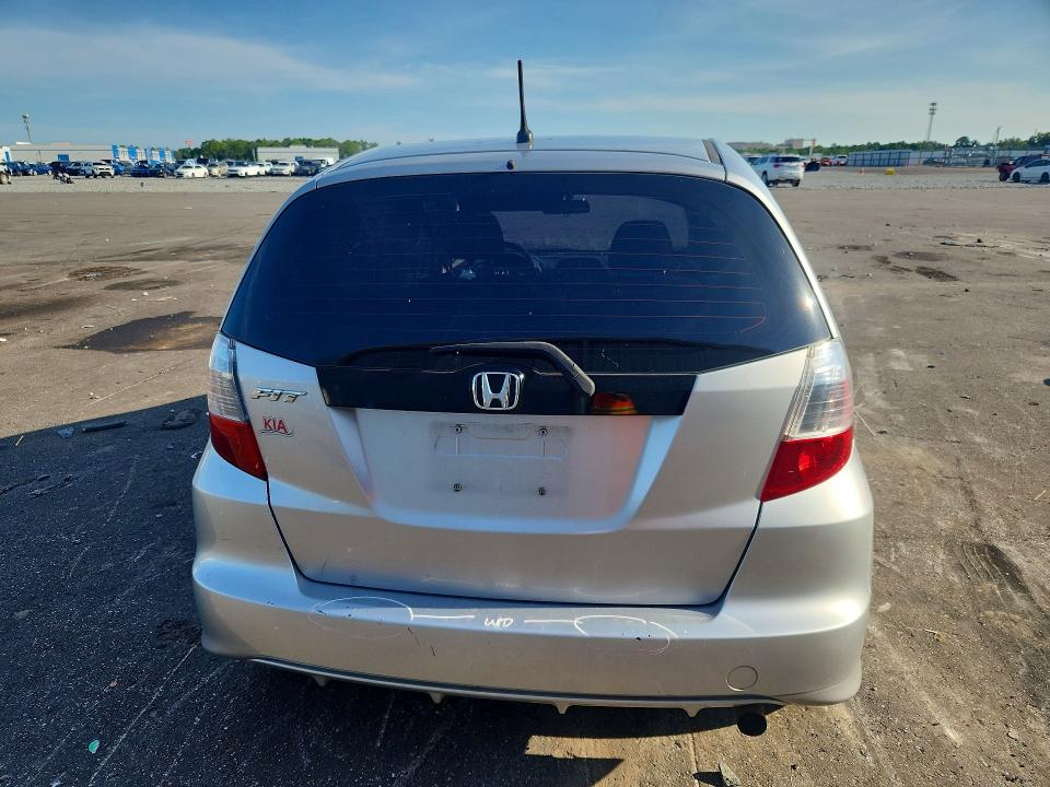 Auction sale of the 2013 Honda Fit, vin: JHMGE8H31DC036179, lot number: 64679956