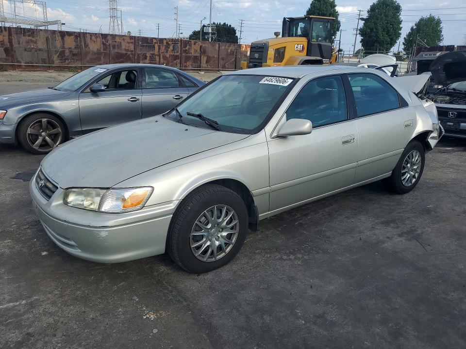 2000 Toyota Camry მანქანა იყიდება აუქციონზე, vin: 4T1BG22K9YU618691, აუქციონის ნომერი: 64629606