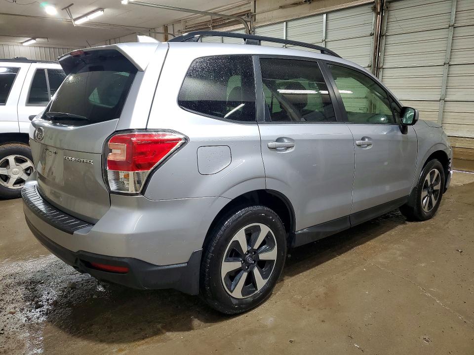 65557516 :رقم المزاد ، JF2SJAEC3JH522981 vin ، 2018 Subaru Forester مزاد بيع