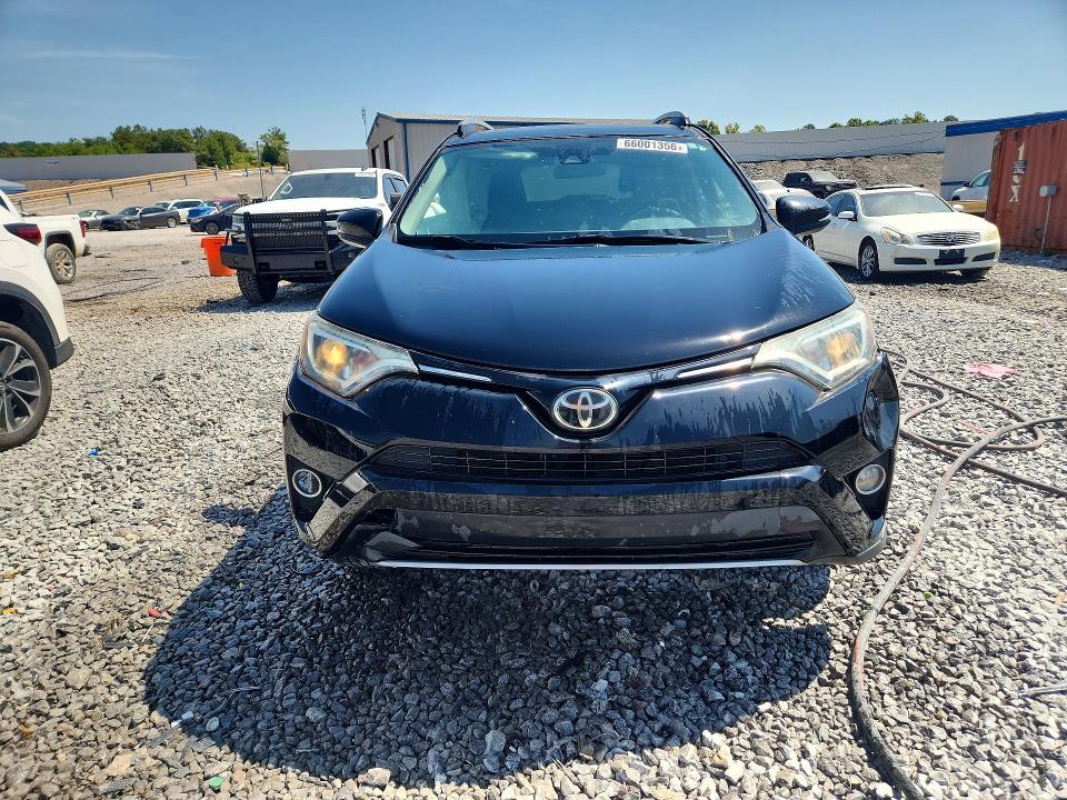 2018 Toyota Rav4 მანქანა იყიდება აუქციონზე, vin: 2T3WFREV9JW467089, აუქციონის ნომერი: 66001356
