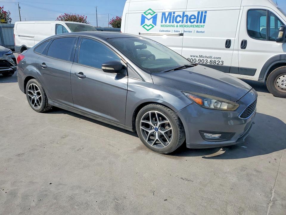 2018 Ford Focus მანქანა იყიდება აუქციონზე, vin: 1FADP3H28JL321729, აუქციონის ნომერი: 63642436