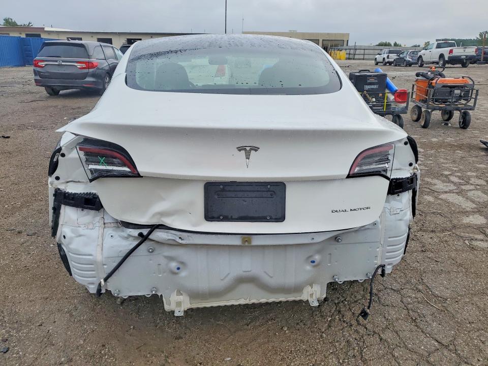 65259236 :رقم المزاد ، 5YJ3E1EB1NF184016 vin ، 2022 Tesla Model 3 مزاد بيع