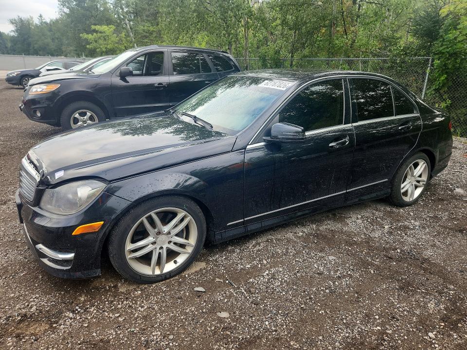 Продажа на аукционе авто 2013 Mercedes-benz C, vin: WDDGF8AB7DA772240, номер лота: 62787826