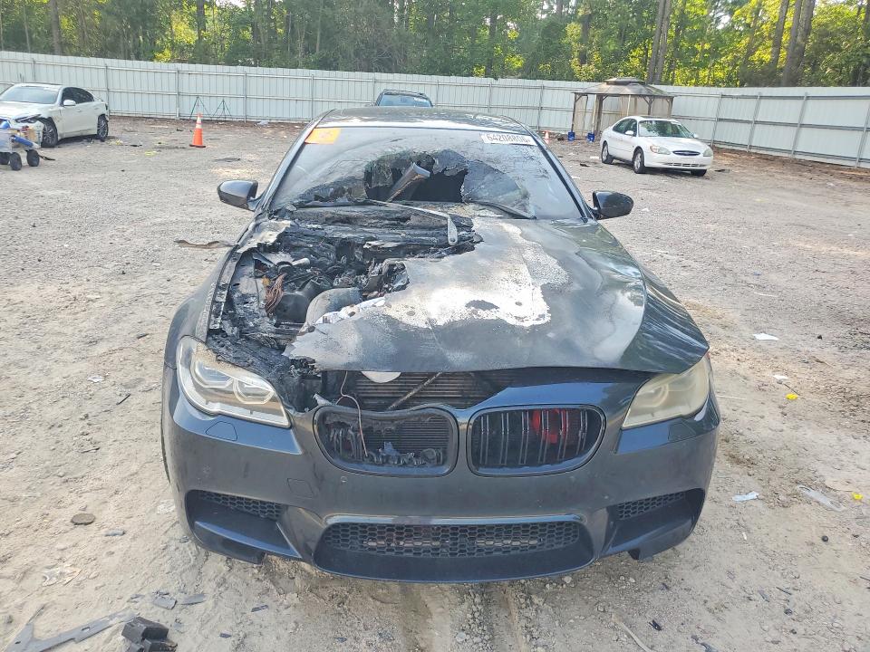64208806 :رقم المزاد ، WBSFV9C53ED593465 vin ، 2014 Bmw M5 مزاد بيع