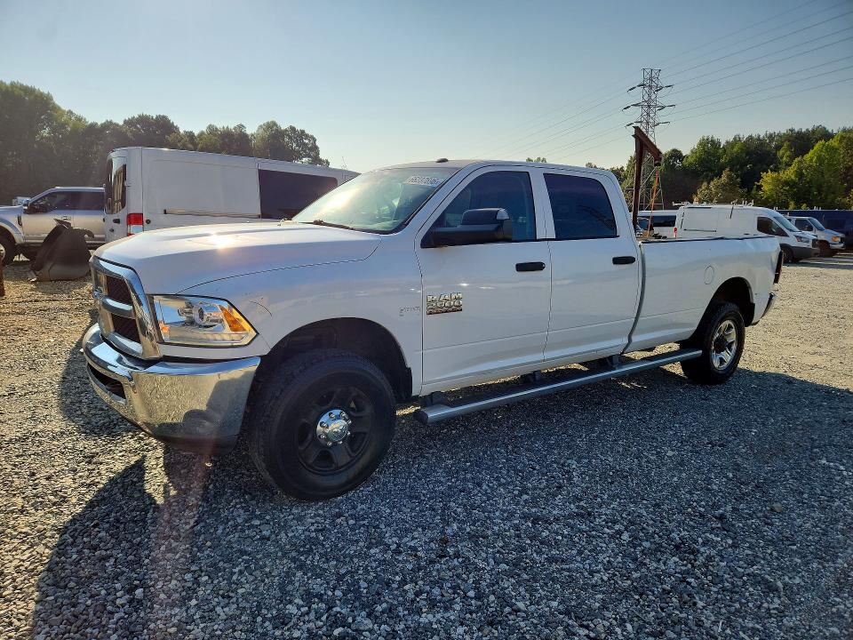 66237696 :رقم المزاد ، 3C6TR5H27FG588321 vin ، 2015 Ram 2500 مزاد بيع