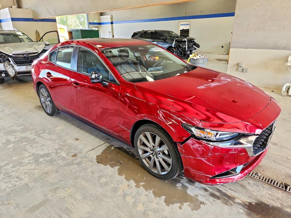 2026 Mazda 3 მანქანა იყიდება აუქციონზე, vin: JM1BPACL1T1867633, აუქციონის ნომერი: 65476216