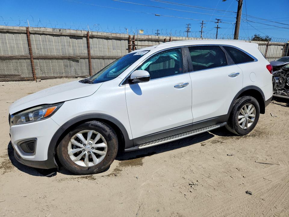 65465856 :رقم المزاد ، 5XYPG4A30HG238494 vin ، 2017 Kia Sorento مزاد بيع