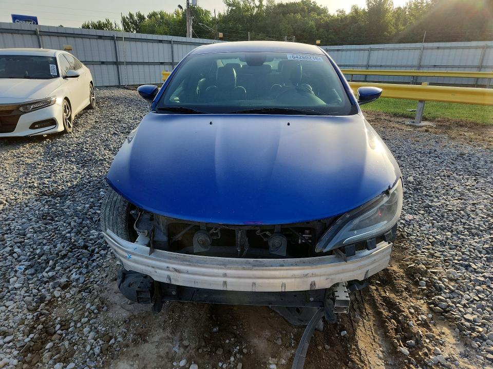 Продаж на аукціоні авто 2015 Chrysler 200, vin: 1C3CCCBB7FN724739, номер лоту: 64260216