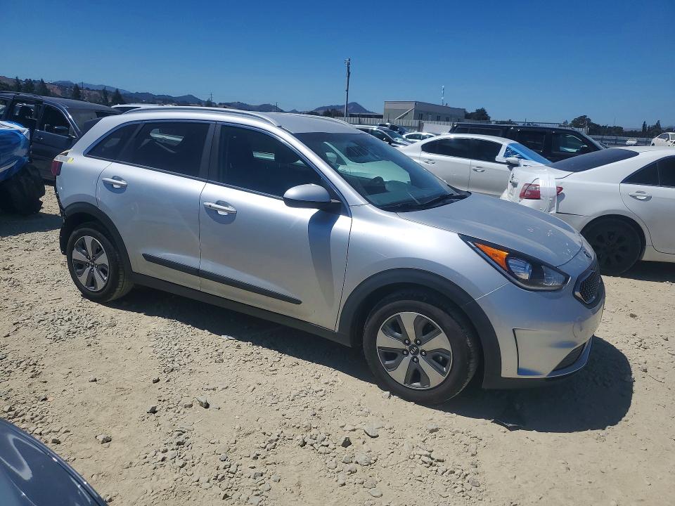 63855266 :رقم المزاد ، KNDCB3LC1K5252540 vin ، 2019 Kia Niro مزاد بيع