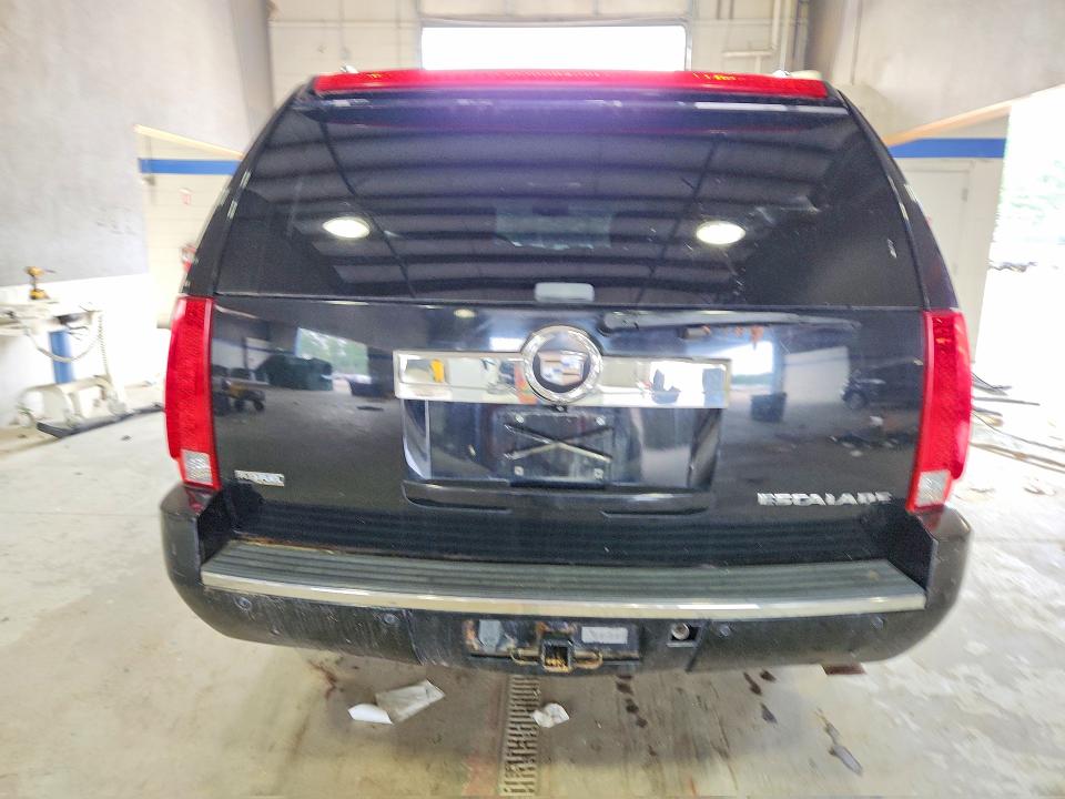 Продажа на аукционе авто 2009 Cadillac Escalade, vin: 1GYFK26239R115221, номер лота: 65807486