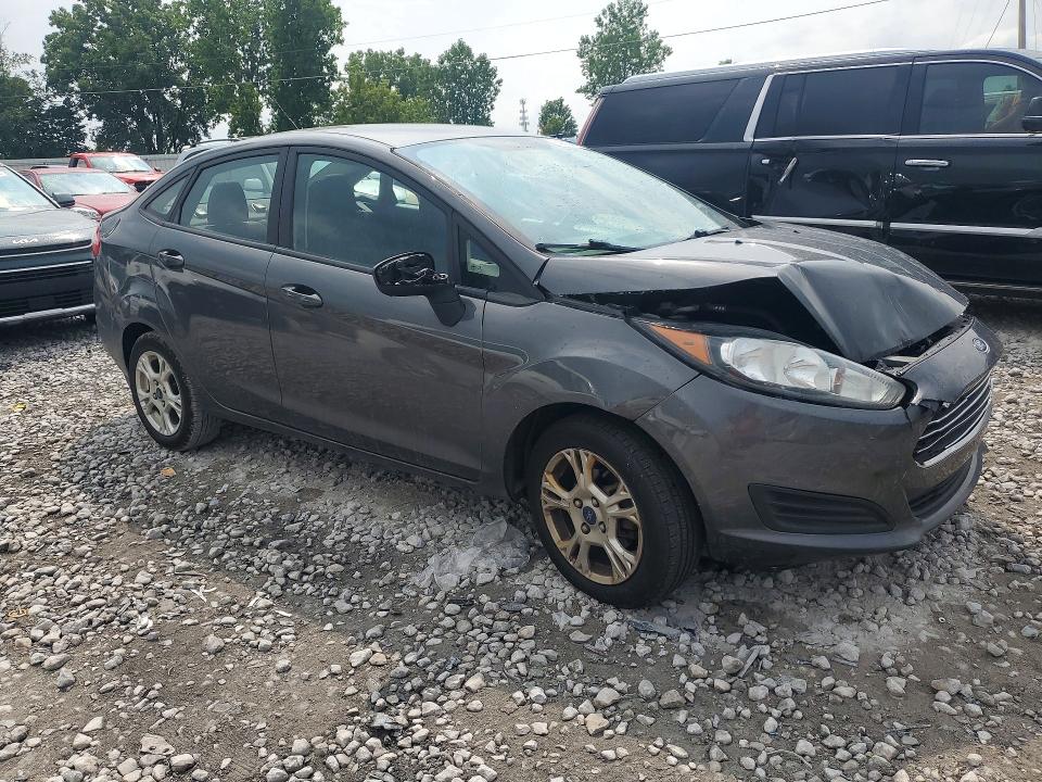 2015 Ford Fiesta მანქანა იყიდება აუქციონზე, vin: 3FADP4BJ1FM132982, აუქციონის ნომერი: 63829216