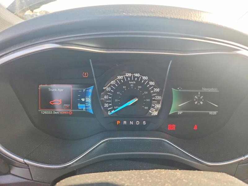 64310736 :رقم المزاد ، 3FA6P0VP0HR255681 vin ، 2017 Ford Fusion مزاد بيع