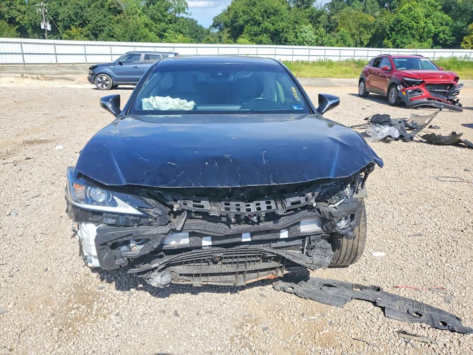 63551346 :رقم المزاد ، JTHB21B11K2036557 vin ، 2019 Lexus Es مزاد بيع