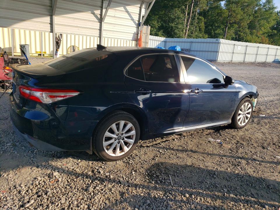 2019 Toyota Camry მანქანა იყიდება აუქციონზე, vin: 4T1B11HK2KU283719, აუქციონის ნომერი: 64927216