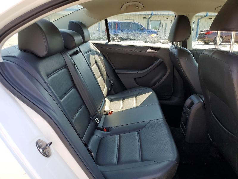 2014 Volkswagen Jetta მანქანა იყიდება აუქციონზე, vin: 3VWD17AJXEM366306, აუქციონის ნომერი: 67417336