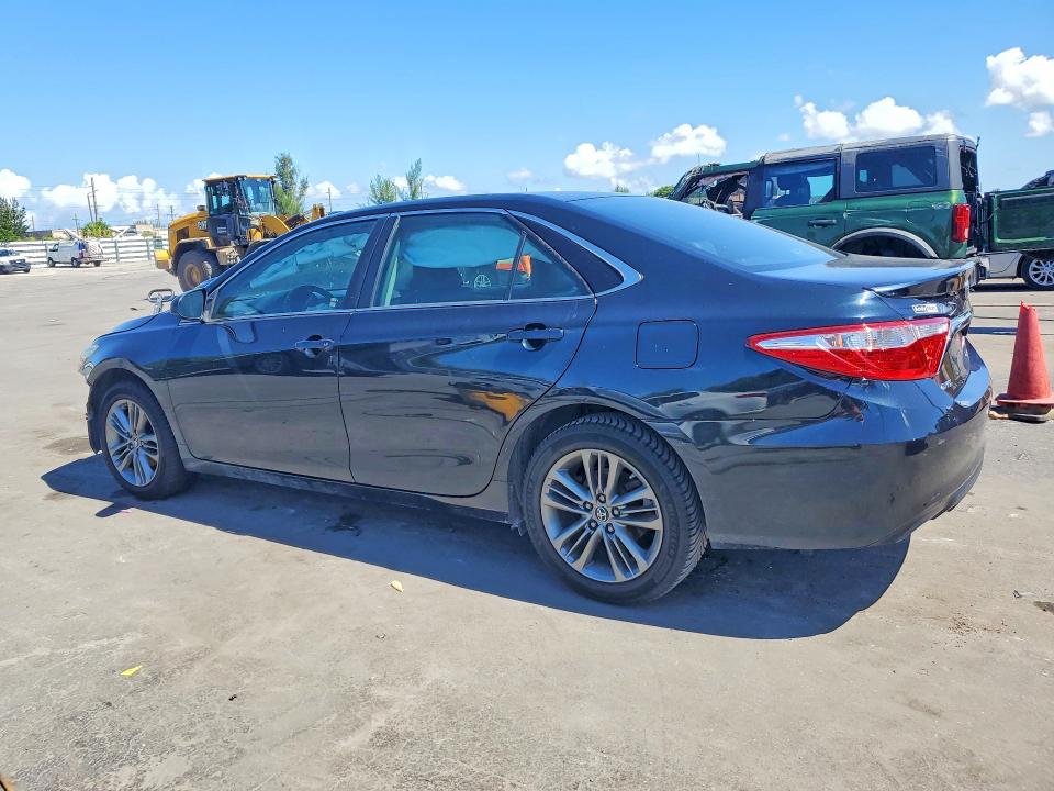 Aukcja sprzedaży 2015 Toyota Camry, vin: 4T1BF1FK7FU900526, numer aukcji: 64284836