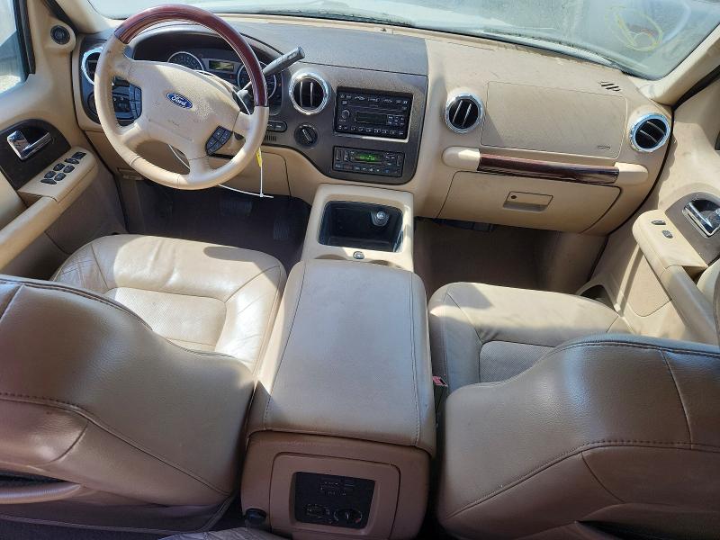 Продажа на аукционе авто 2005 Ford Expedition, vin: 1FMFU20565LA06778, номер лота: 57626796