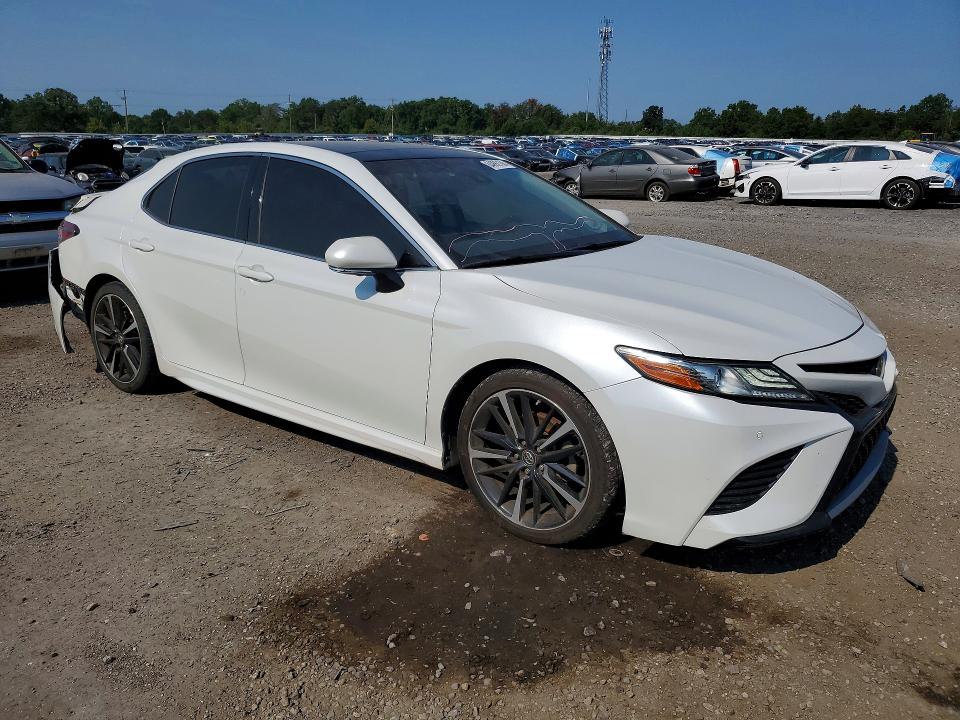 Aukcja sprzedaży 2018 Toyota Camry, vin: 4T1BZ1HKXJU014875, numer aukcji: 64992166
