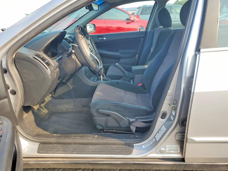 2003 Honda Accord მანქანა იყიდება აუქციონზე, vin: 3HGCM56343G704784, აუქციონის ნომერი: 63910136