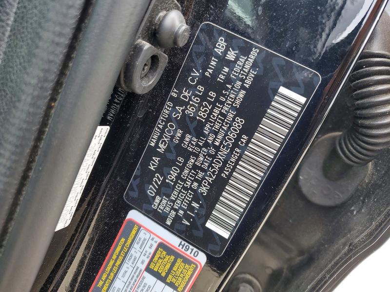 64102796 :رقم المزاد ، 3KPA25ADXNE506088 vin ، 2022 Kia Rio مزاد بيع