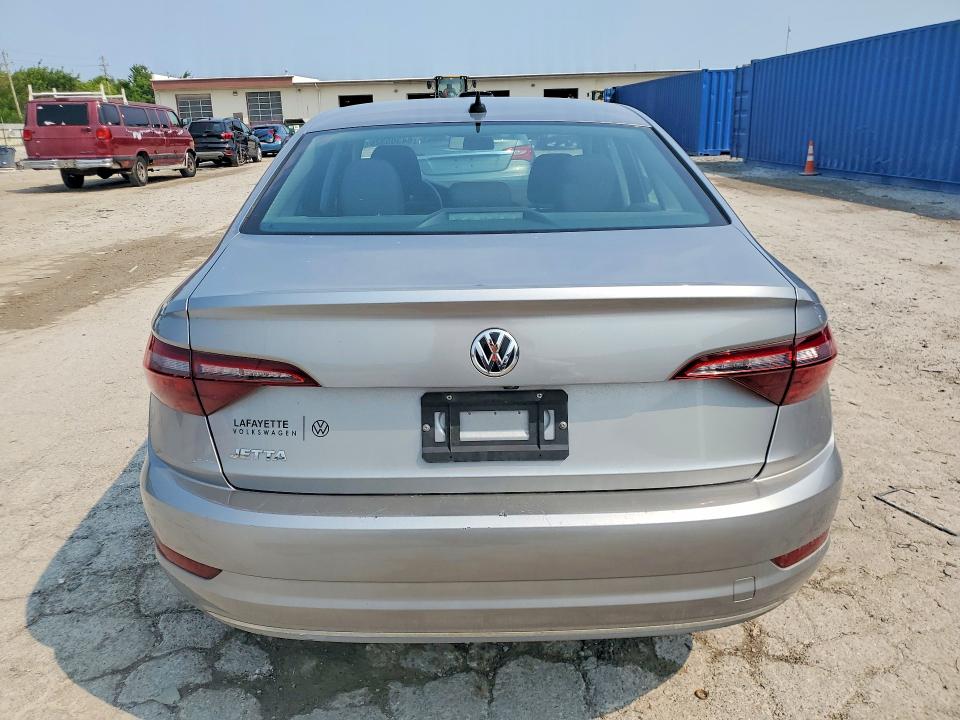 64305326 :رقم المزاد ، 3VWC57BU2MM058411 vin ، 2021 Volkswagen Jetta مزاد بيع