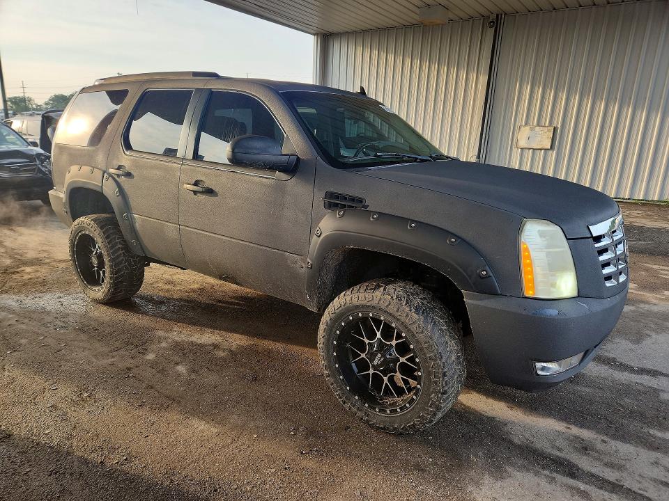 2008 Cadillac Escalade მანქანა იყიდება აუქციონზე, vin: 1GYFK63878R152772, აუქციონის ნომერი: 65613306
