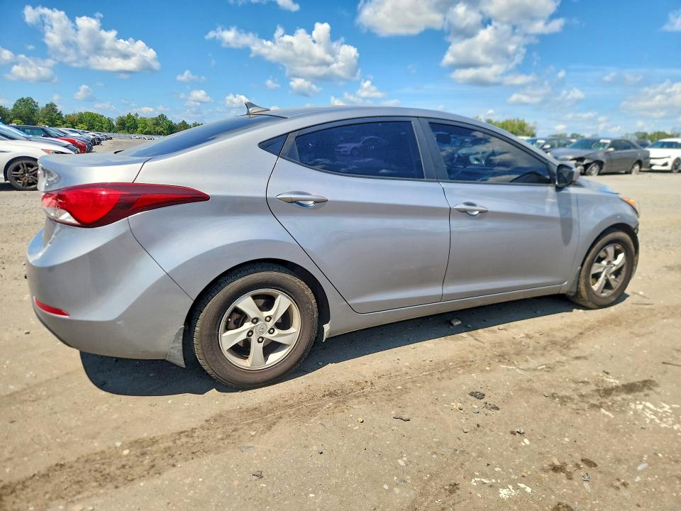 Продаж на аукціоні авто 2015 Hyundai Elantra, vin: KMHDH4AE3FU322642, номер лоту: 66229196