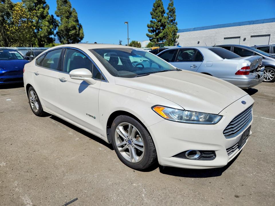 Продажа на аукционе авто 2016 Ford Fusion, vin: 3FA6P0RU7GR203866, номер лота: 65942196