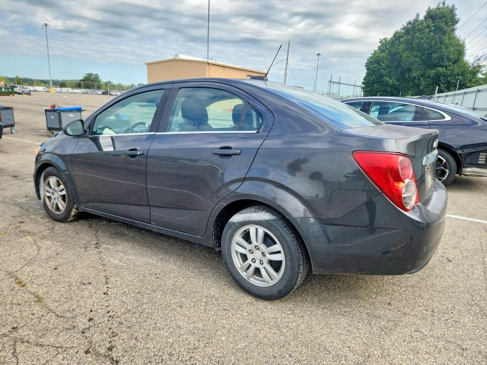 63996976 :رقم المزاد ، 1G1JC5SH0F4111315 vin ، 2015 Chevrolet Sonic مزاد بيع