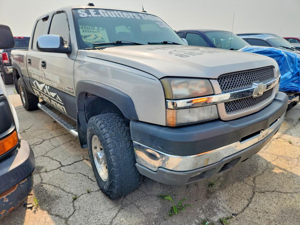Продажа на аукционе авто 2004 Chevrolet Silverado, vin: 1GCHK232X4F191158, номер лота: 64670536