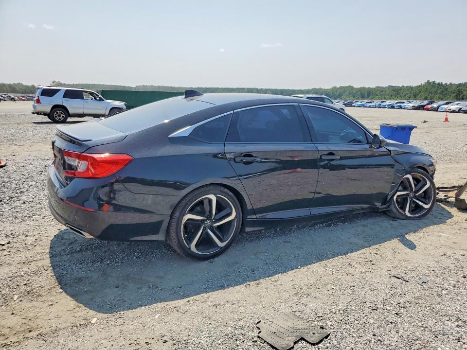 Продажа на аукционе авто 2019 Honda Accord, vin: 1HGCV1F33KA104812, номер лота: 64690936