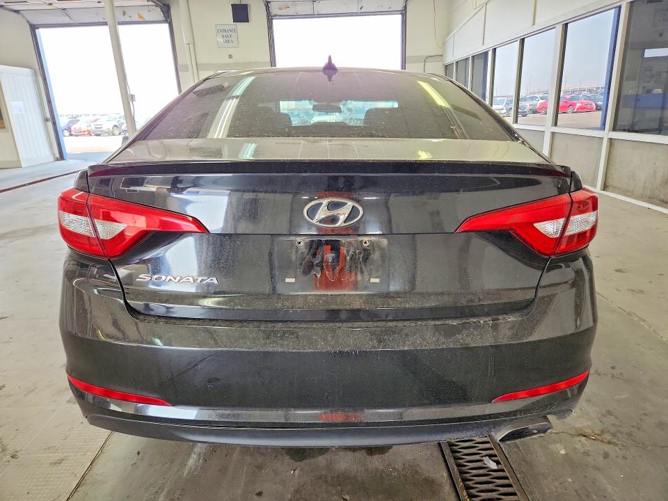 2017 Hyundai Sonata მანქანა იყიდება აუქციონზე, vin: 5NPE24AF2HH581249, აუქციონის ნომერი: 63601456