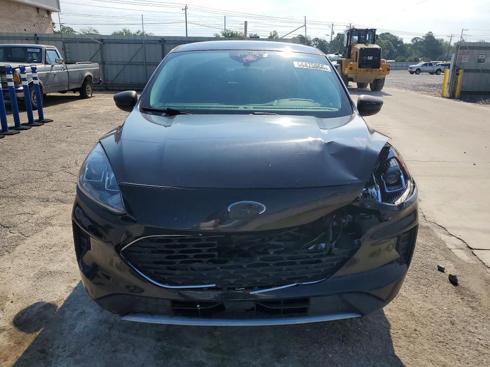 64475966 :رقم المزاد ، 1FMCU0G69NUA69793 vin ، 2022 Ford Escape مزاد بيع
