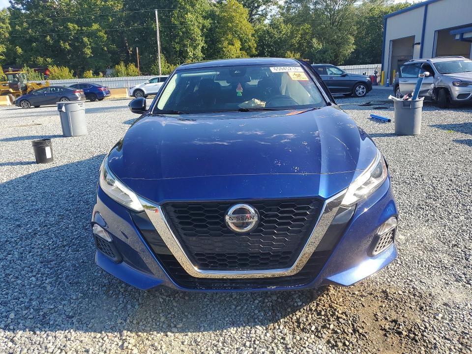 2022 Nissan Altima მანქანა იყიდება აუქციონზე, vin: 1N4BL4CW3NN392818, აუქციონის ნომერი: 65945216