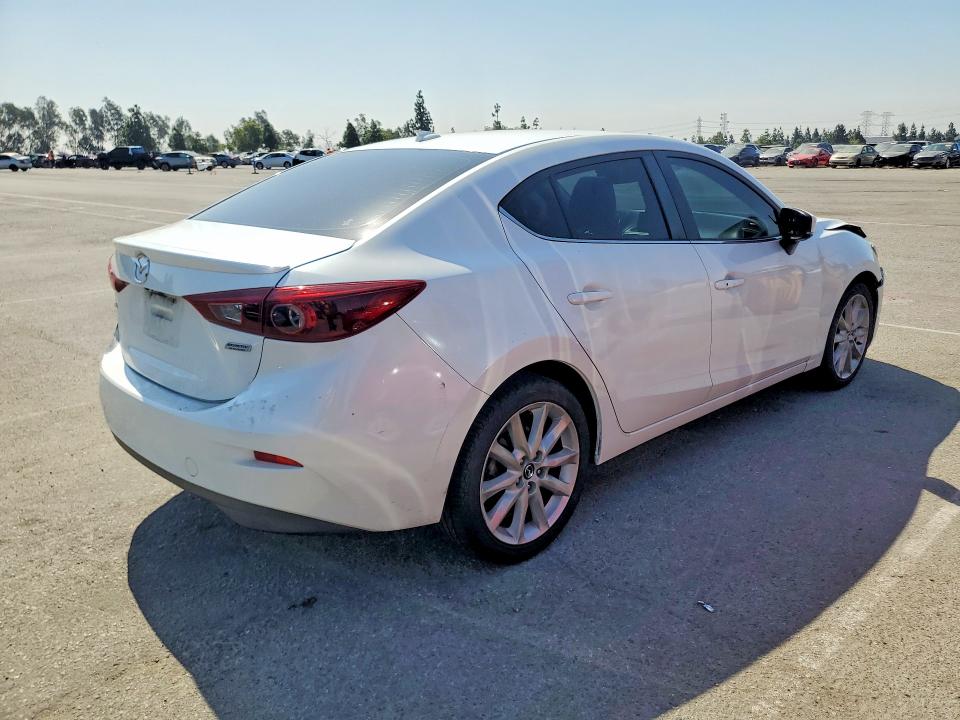 2017 Mazda 3 მანქანა იყიდება აუქციონზე, vin: JM1BN1W38H1137937, აუქციონის ნომერი: 63887606