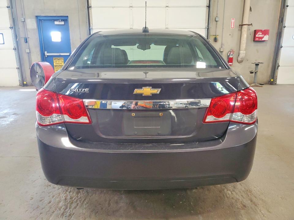 Продажа на аукционе авто 2015 Chevrolet Cruze, vin: 1G1PE5SB8F7286149, номер лота: 63944566