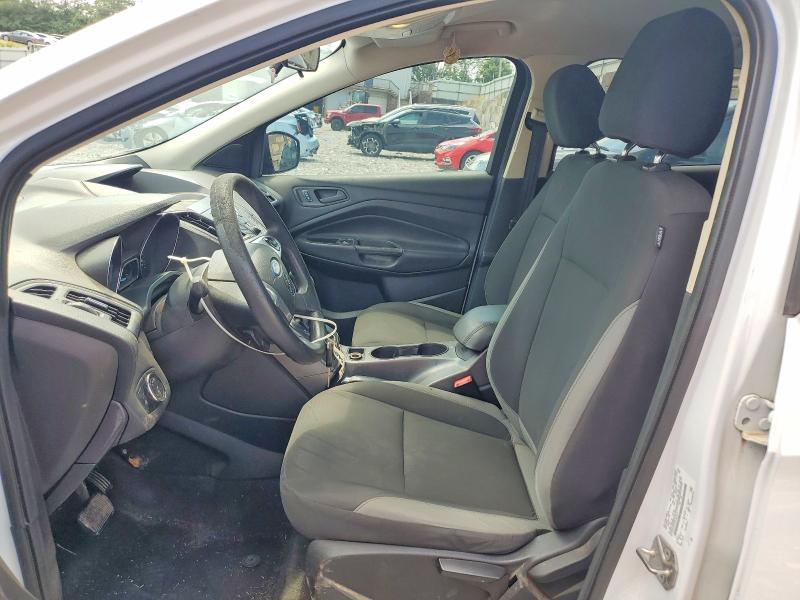 64153536 :رقم المزاد ، 1FMCU0F75FUA87817 vin ، 2015 Ford Escape مزاد بيع