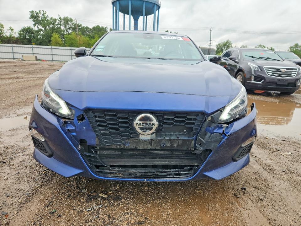 65373706 :رقم المزاد ، 1N4BL4CV4MN398066 vin ، 2021 Nissan Altima مزاد بيع
