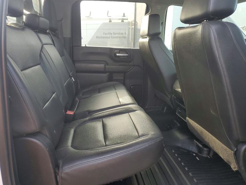 65514836 :رقم المزاد ، 1GB4WRE70MF290600 vin ، 2021 Chevrolet Silverado مزاد بيع
