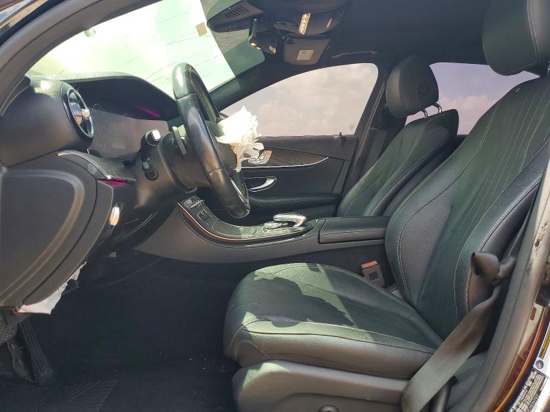 63705476 :رقم المزاد ، W1KZF8DB3LA836762 vin ، 2020 Mercedes-benz E مزاد بيع