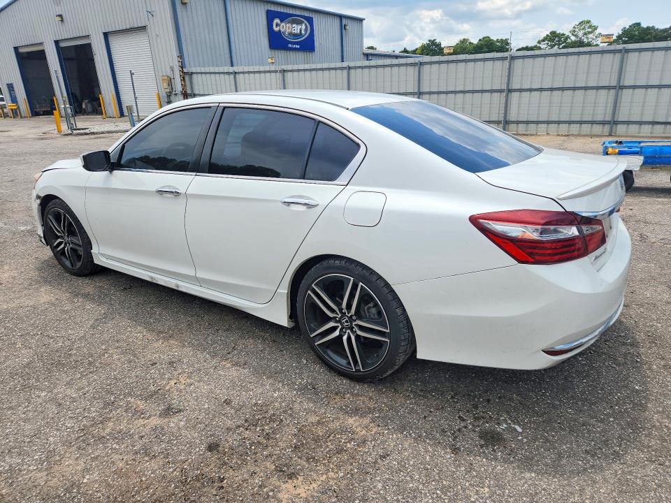 63286186 :رقم المزاد ، 1HGCR2F52HA130712 vin ، 2017 Honda Accord مزاد بيع