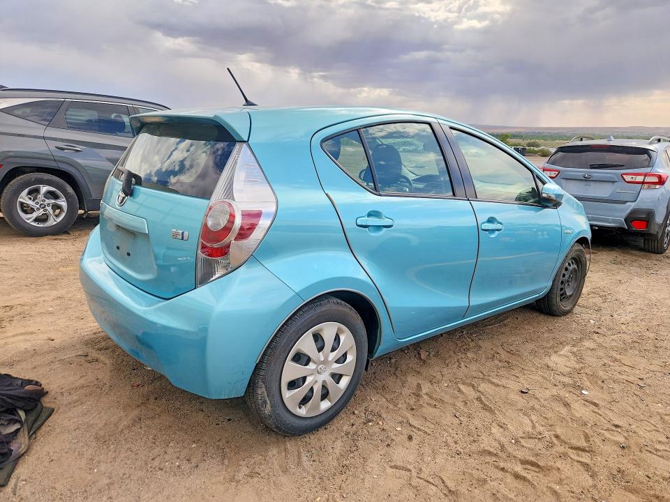 2014 Toyota Prius C მანქანა იყიდება აუქციონზე, vin: JTDKDTB35E1079205, აუქციონის ნომერი: 62541016