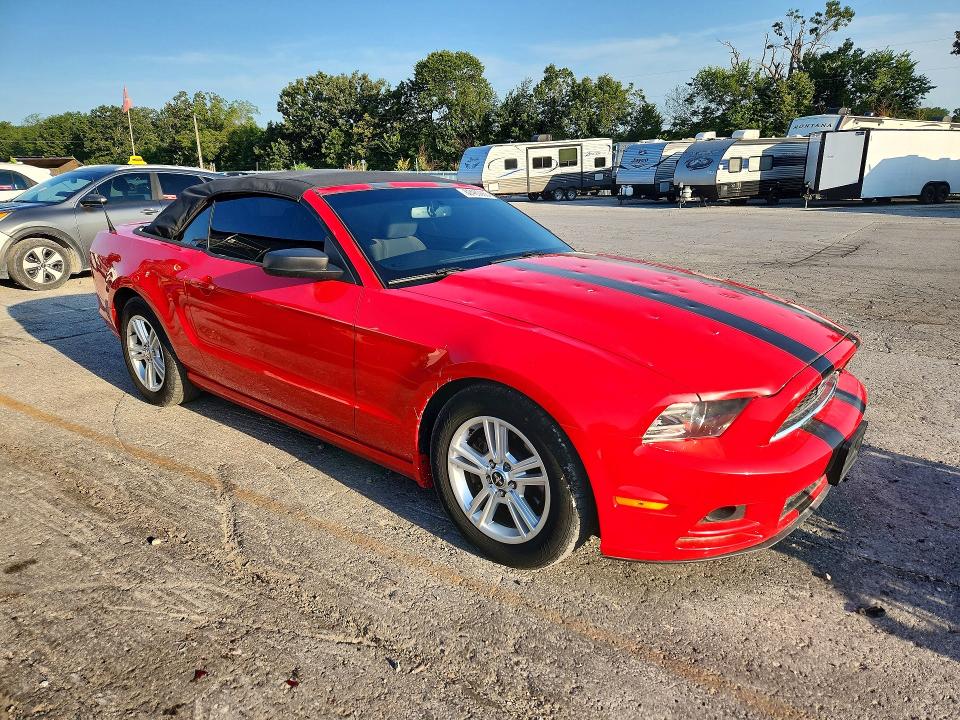 Продажа на аукционе авто 2014 Ford Mustang, vin: 1ZVBP8EMXE5211065, номер лота: 62480866