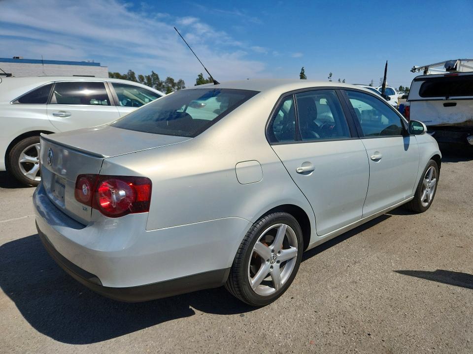 Продаж на аукціоні авто 2010 Volkswagen Jetta, vin: 3VWAZ7AJXAM107191, номер лоту: 65992226