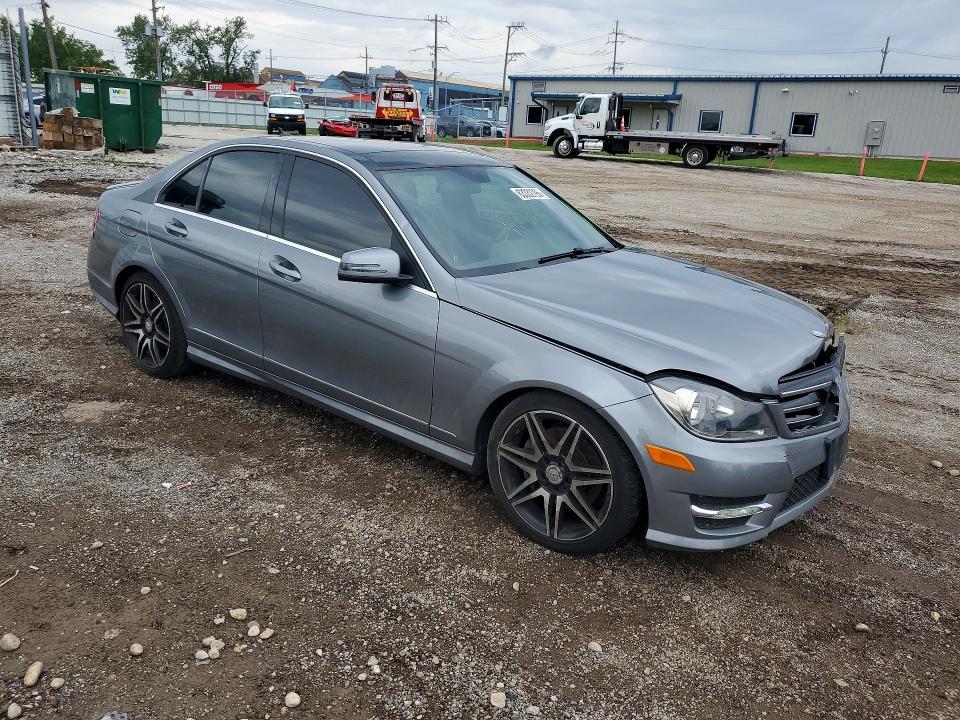 Продаж на аукціоні авто 2014 Mercedes-benz C, vin: WDDGF8AB1ER319167, номер лоту: 63332796