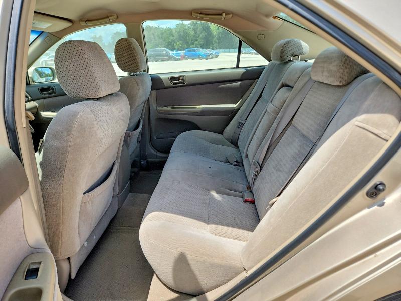 65145366 :رقم المزاد ، 4T1BF30K54U584982 vin ، 2004 Toyota Camry مزاد بيع