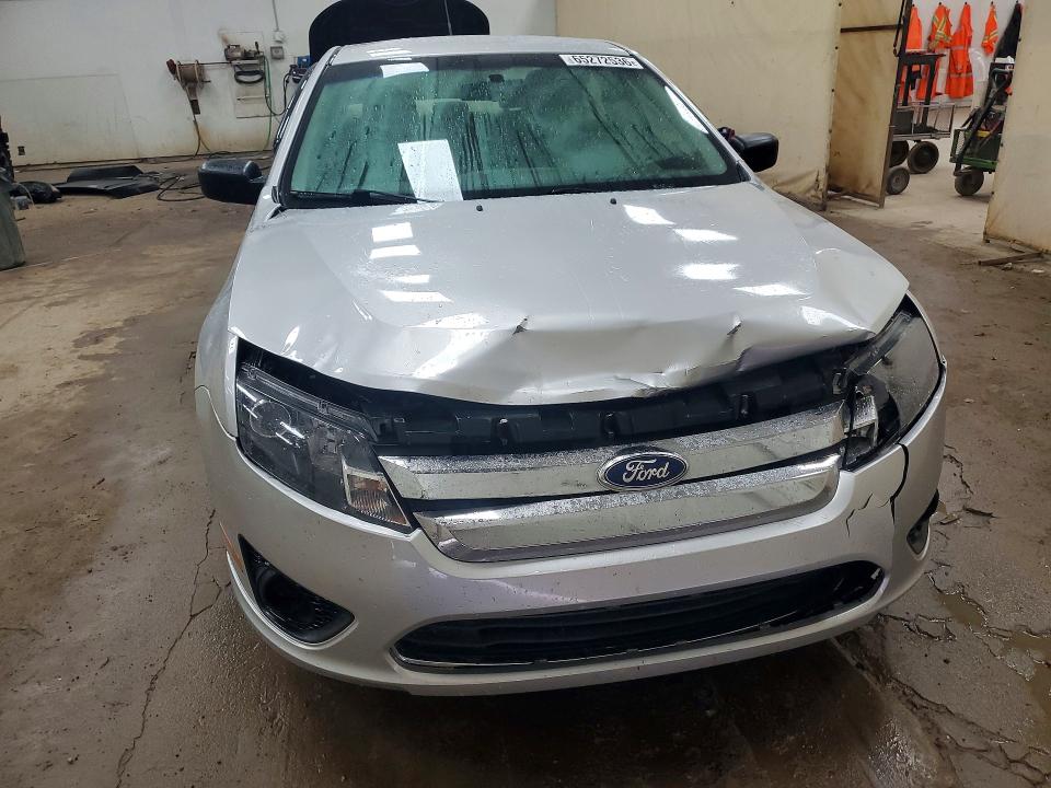 65272536 :رقم المزاد ، 3FAHP0GA5CR351705 vin ، 2012 Ford Fusion مزاد بيع